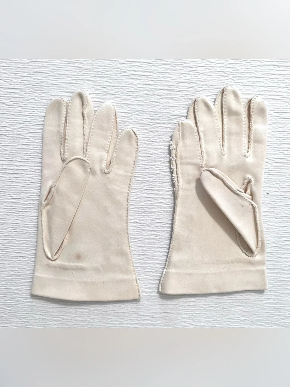 Vintage 50’s Women’s Ivory Wrist Length Hand Beaded Formal Wedding Gloves
